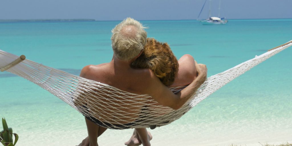 Couple retraité sur la plage – Retraite Ile Maurice